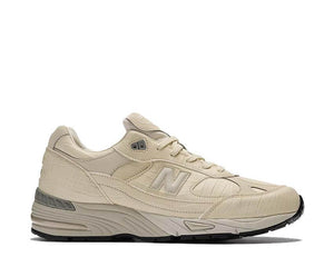 New Balance 991v1 Made in UK Oyster Gray — sneaker homme coloris gris nacré huître