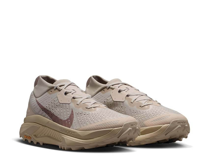 Nike ACG Zegama Trail HV8113-200