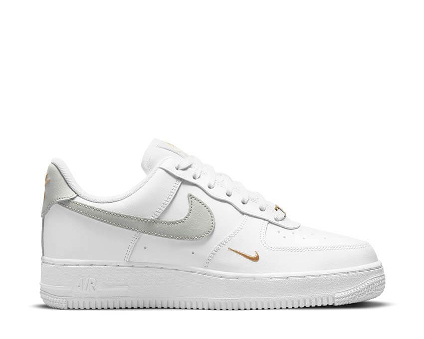 Nike Air Force 1 '07 Essential W 
