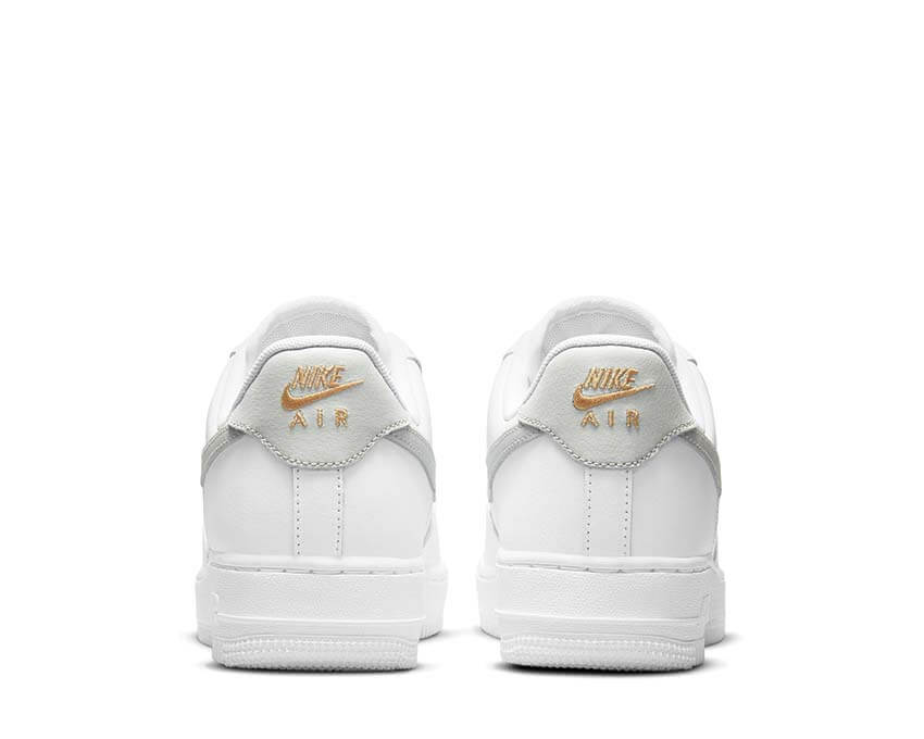 Nike Air Force 1 '07 Essential W 