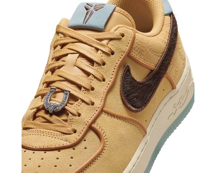 Nike Air Force 1 Low Protro IM0582-700