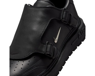 Nike Air Force 1 Luxe "Black" - vue latérale semelle en cuir noir
