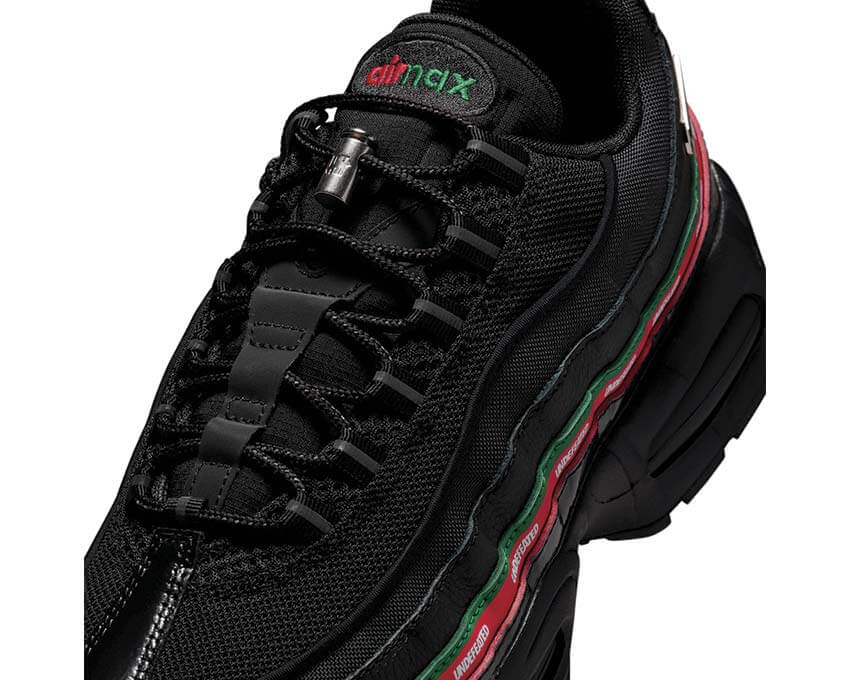 Nike Air Max 95 x UNDEFEATED "Black" - vue latérale