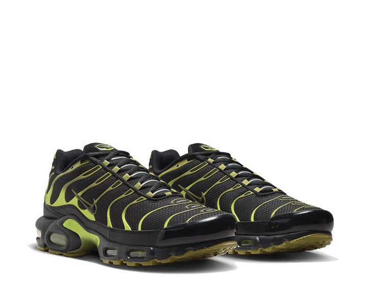 Nike Air Max Plus Black / Black - Cyber - Pacific Moss DM0032-010