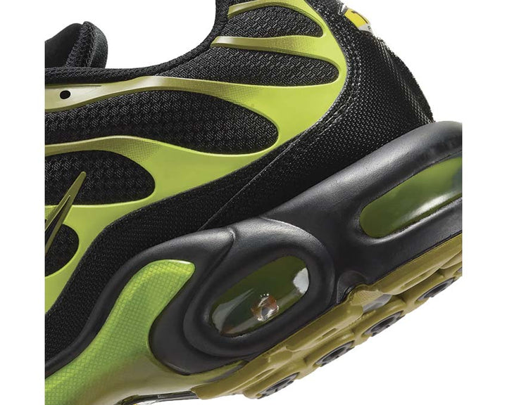 Nike Air Max Plus Black / Black - Cyber - Pacific Moss DM0032-010