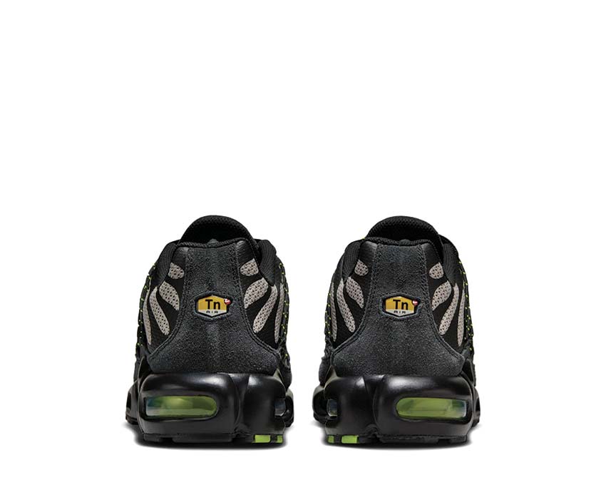 Nike Air Max Plus Utility Black / Volt - College Grey FD0670-003  