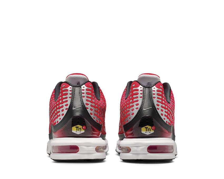 Nike Air Max Plus VII HQ2197-600