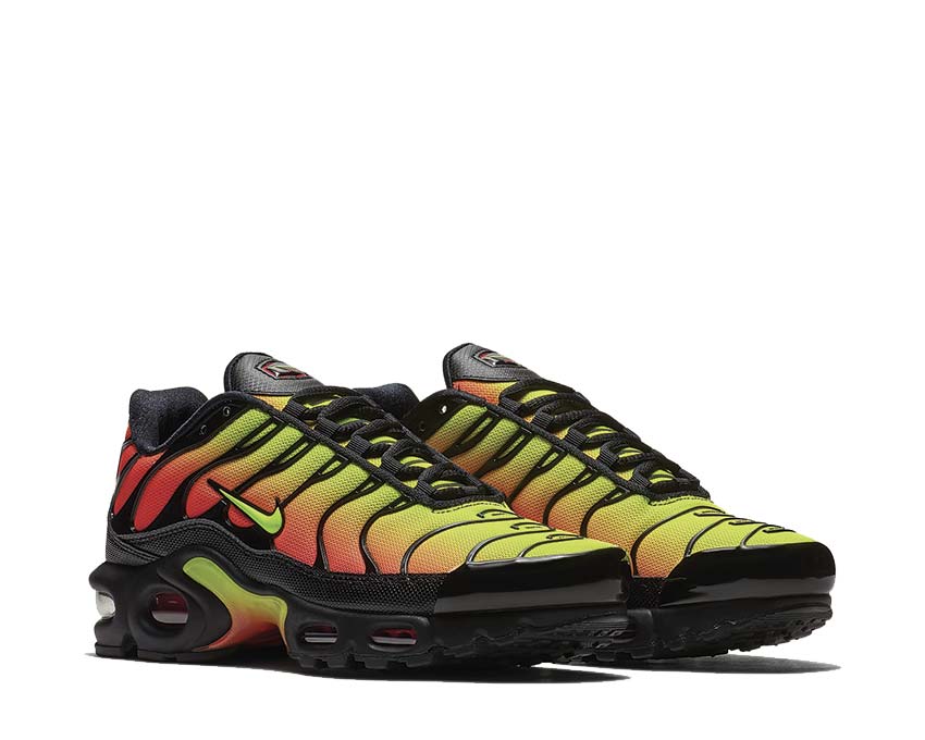 Nike air max plus solar red online