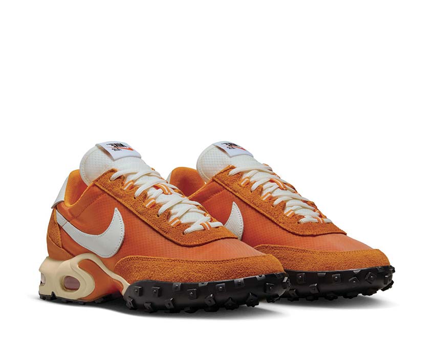 NIKE スニーカー　フィギュア　AIRMAX95 LDV waffle Nike Air Max Waffle SP 2 