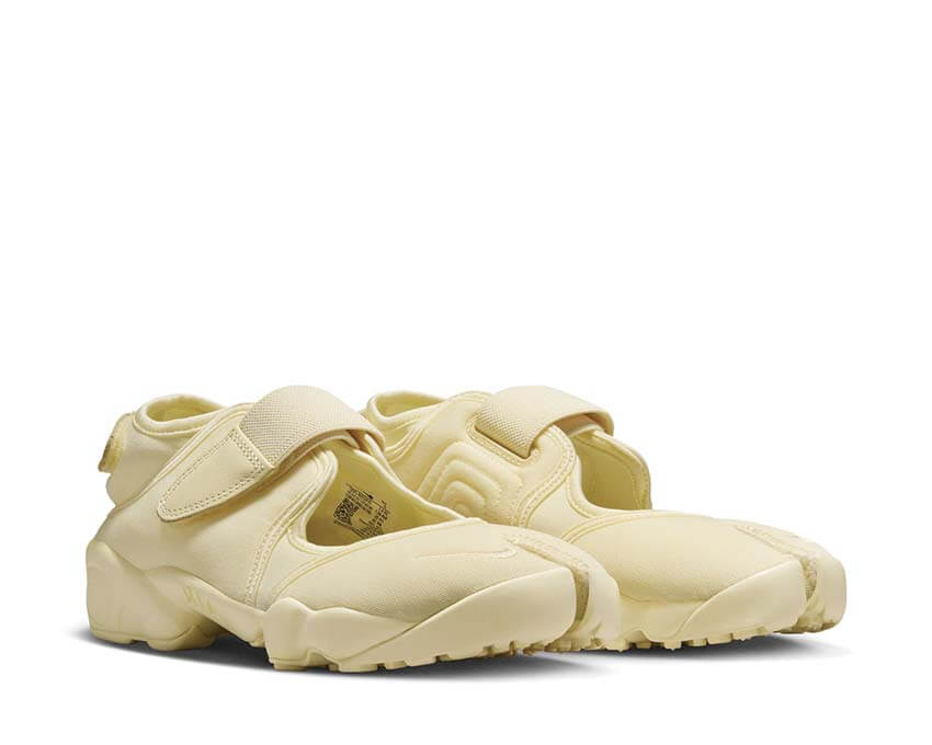 Nike Air Rift IV6058-700