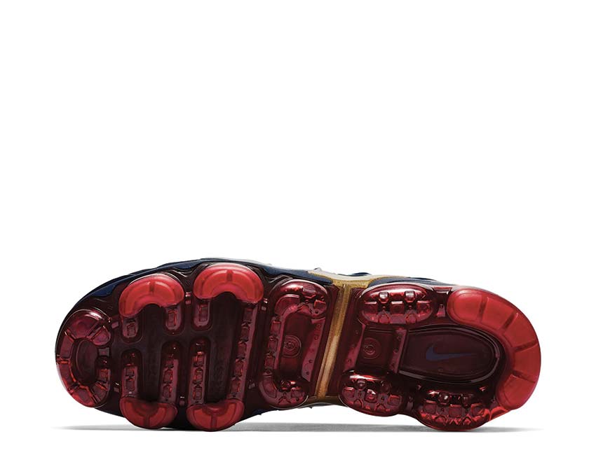 Midnight vapormax plus 2025