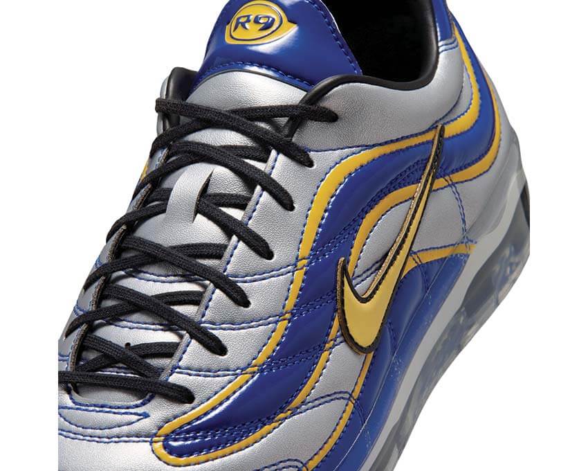 Nike Cryoshot Mercurial Vapor R9 OG IQ8160-400