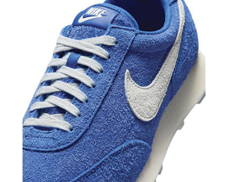 Nike Daybreak SDE SP Hyper Royal vue latérale — tige suède et cuir émeraude