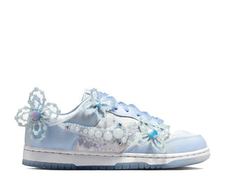 Nike Dunk Low Women's Artist Collection HV8575-100 — sneaker femme édition artiste | NOIRFONCE