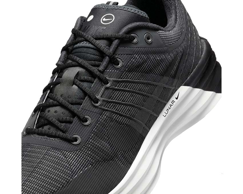 Nike Lunar Roam Black / Black - Summit White - DK Smoke Grey DV2440-003 