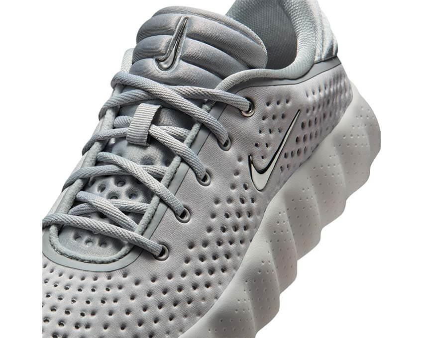 Nike Mind 002 "Light Smoke Grey"