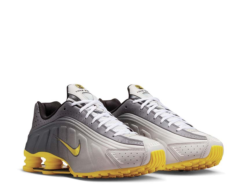 Nike Shox R4 SE Men | NOIRFONCE