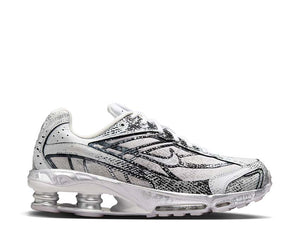 Nike Shox Ride 2 Metallic Platinum - Farbgebung Weiß und Metallic Platin - Herren Sneaker - noirfonce.eu