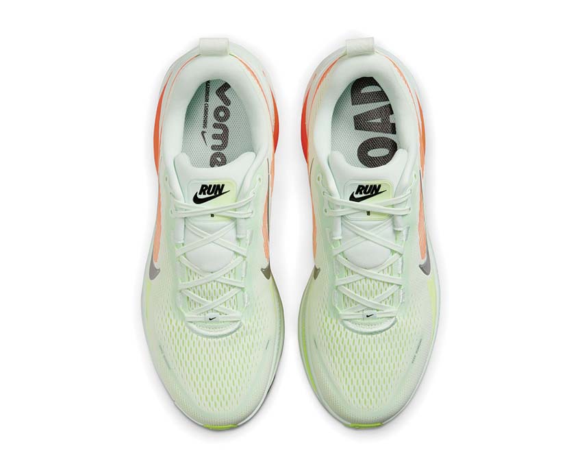 Nike Vomero 18 Barely Green / Metallic Silver HM6803-300