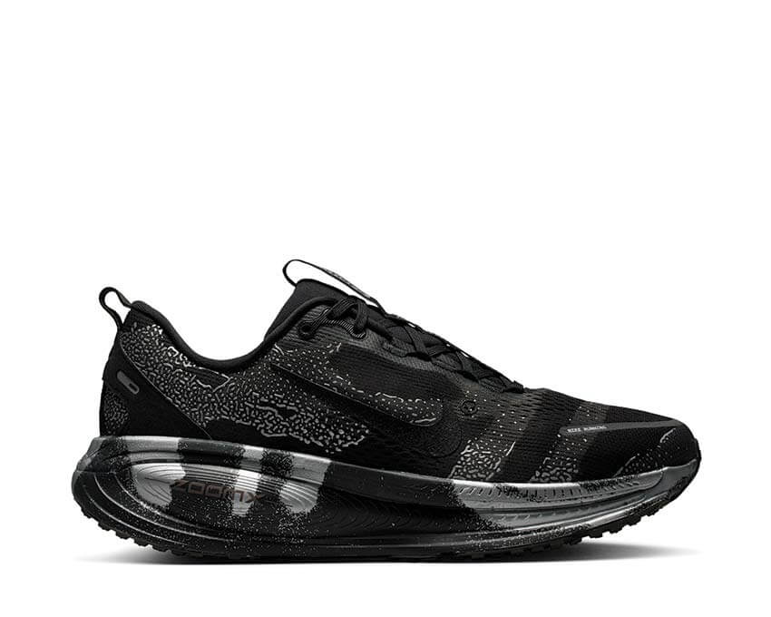 Nike Vomero 18 DSRPT IQ3925-001