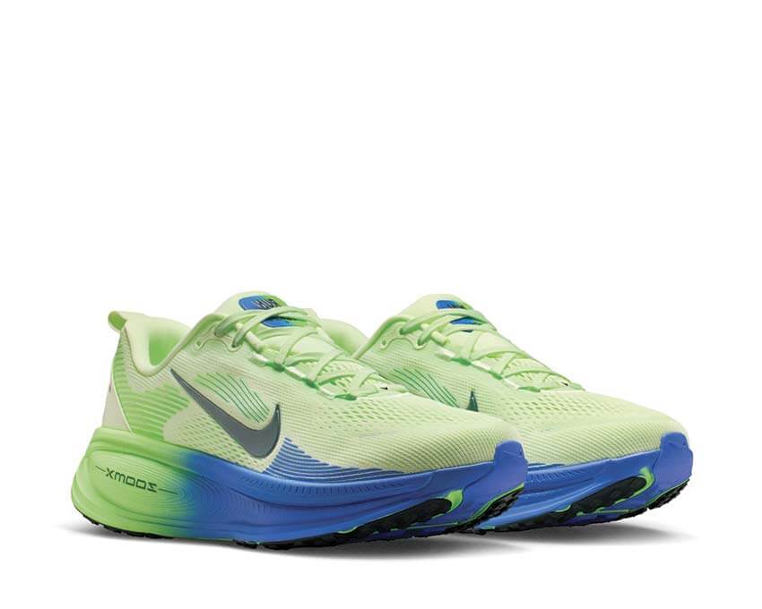 Nike Vomero 18 HM6803-111