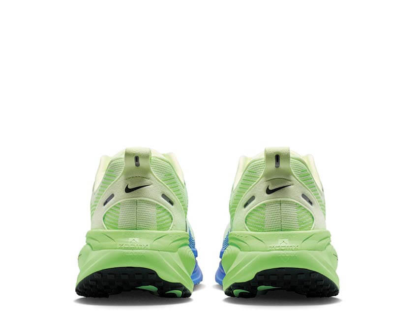 Nike Vomero 18 HM6803-111