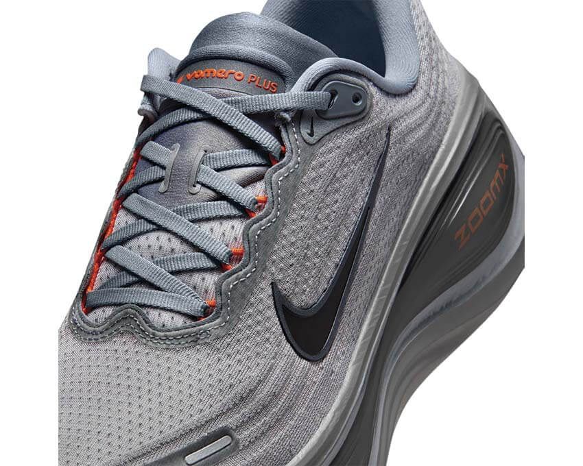 Nike Vomero Plus | New Arrival | NOIRFONCE