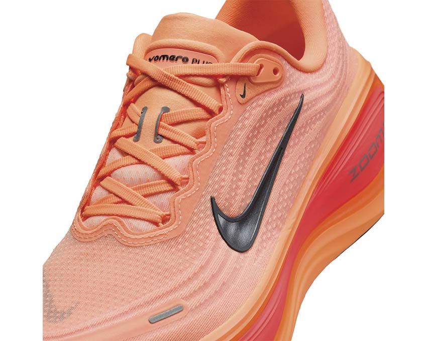 Nike Vomero Plus HV8150-801