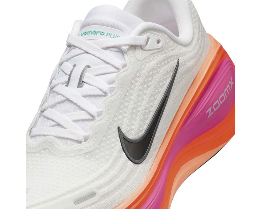 Nike Vomero Plus HV8154-104