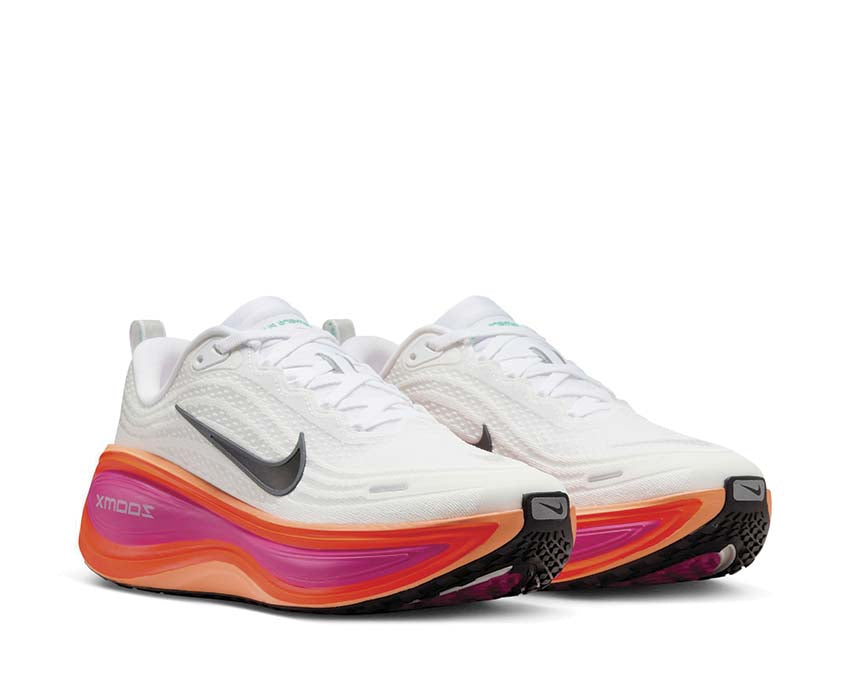 Nike Vomero Plus HV8154-104