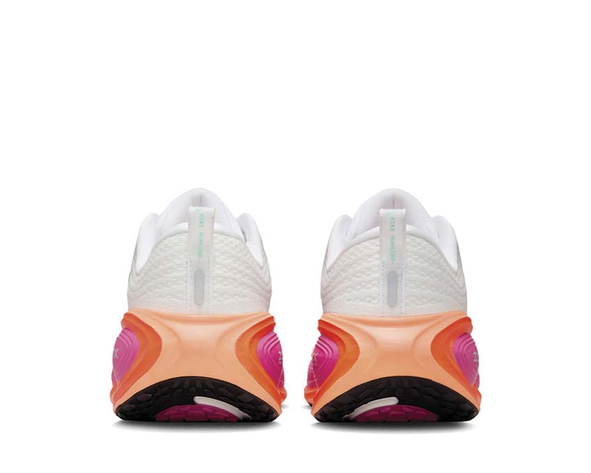 Nike Vomero Plus HV8154-104