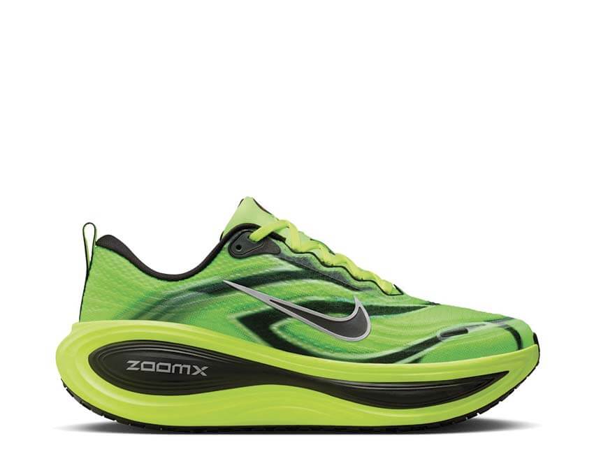 Nike Vomero Plus SE IM8072-999