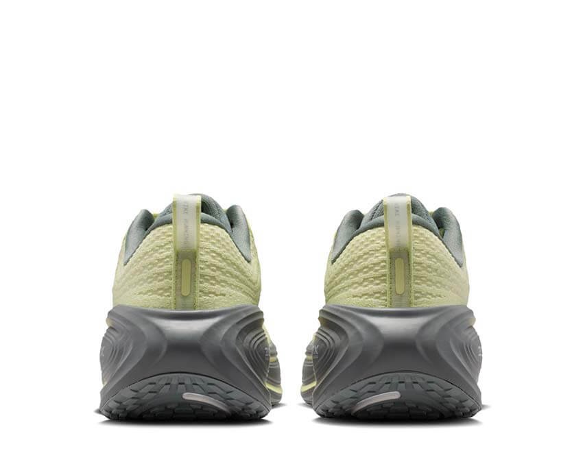 Nike Vomero Plus SE W IQ3440-751