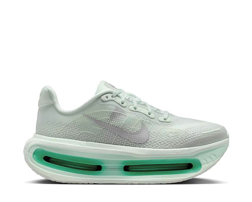 Nike Vomero Premium W HM5973-300