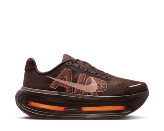 Nike Vomero Premium x Renegade — sneaker uomo collab esclusiva noirfonce.eu