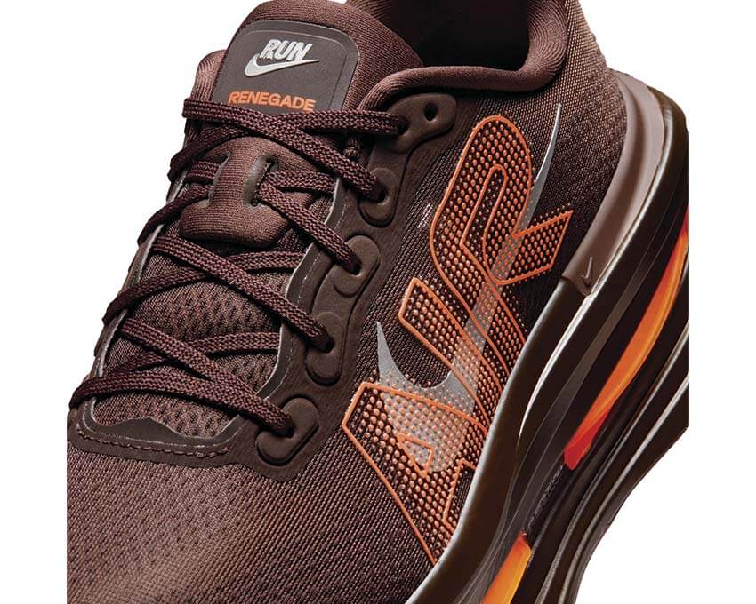 Nike Vomero Premium x Renegade IQ7314-200