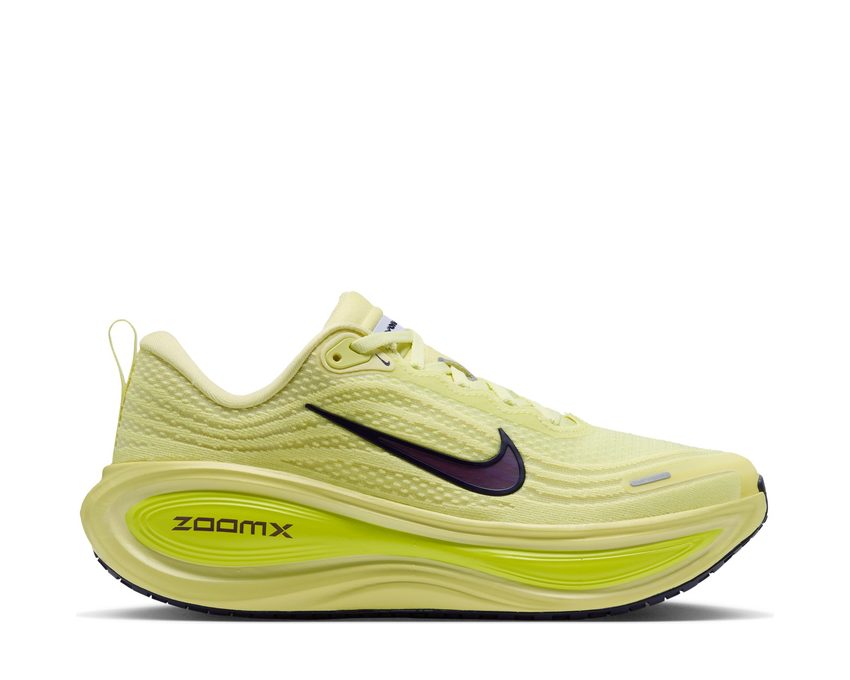Nike Vomero Plus W "Fennel"