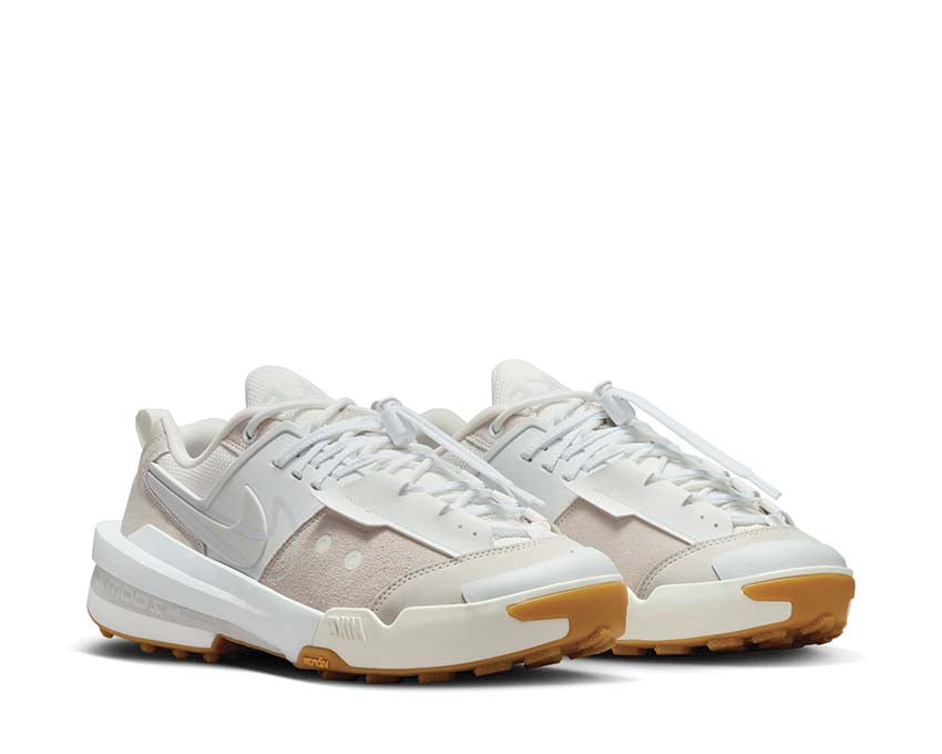 Nike Zegamadome x Sacai HQ8618-100 