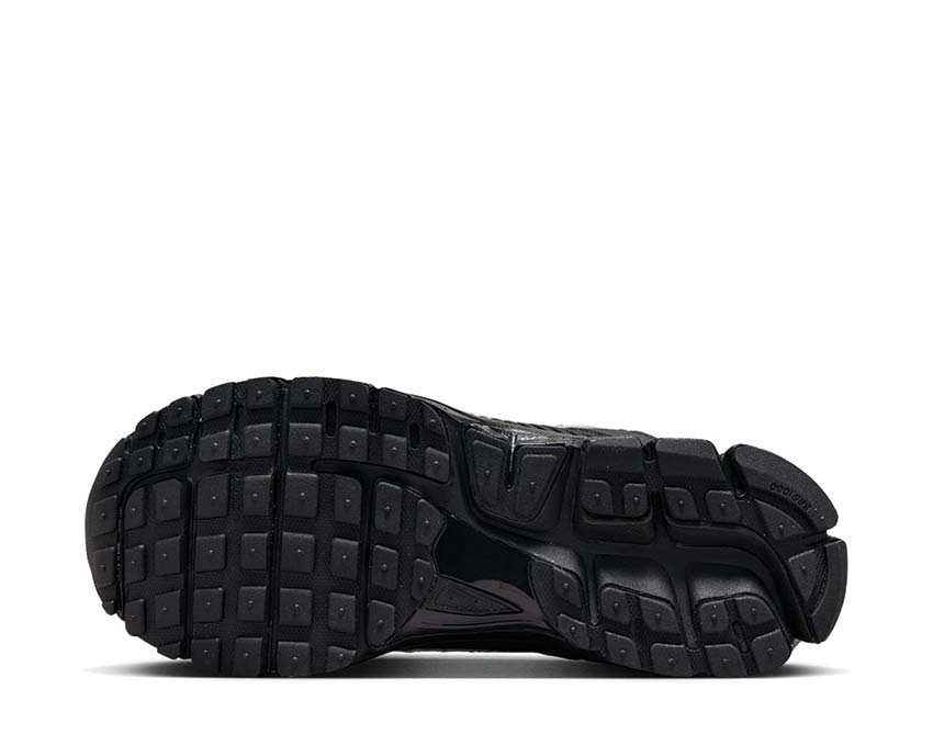 Nike Zoom Vomero 5 W Black / Summit White - Anthracite - White HM9986-001