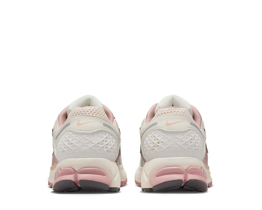  Nike Zoom Vomero 5 W HF1877-102
