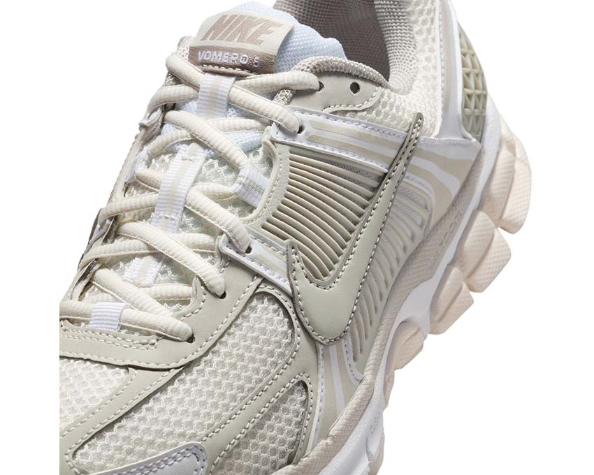 Nike Zoom Vomero 5 W White/Light Bone-Phantom-College Grey-Black FJ2028-107