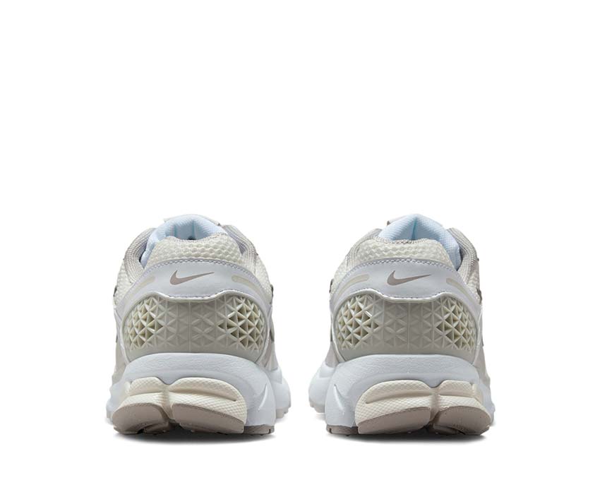 Nike Zoom Vomero 5 W White/Light Bone-Phantom-College Grey-Black FJ2028-107