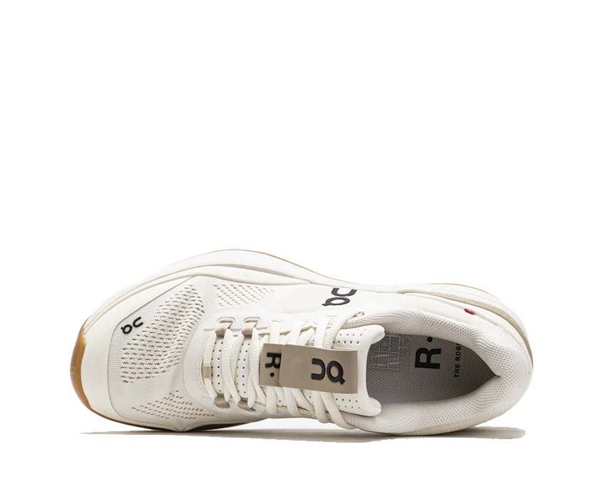 On THE ROGER Pro Ivory | NOIRFONCE