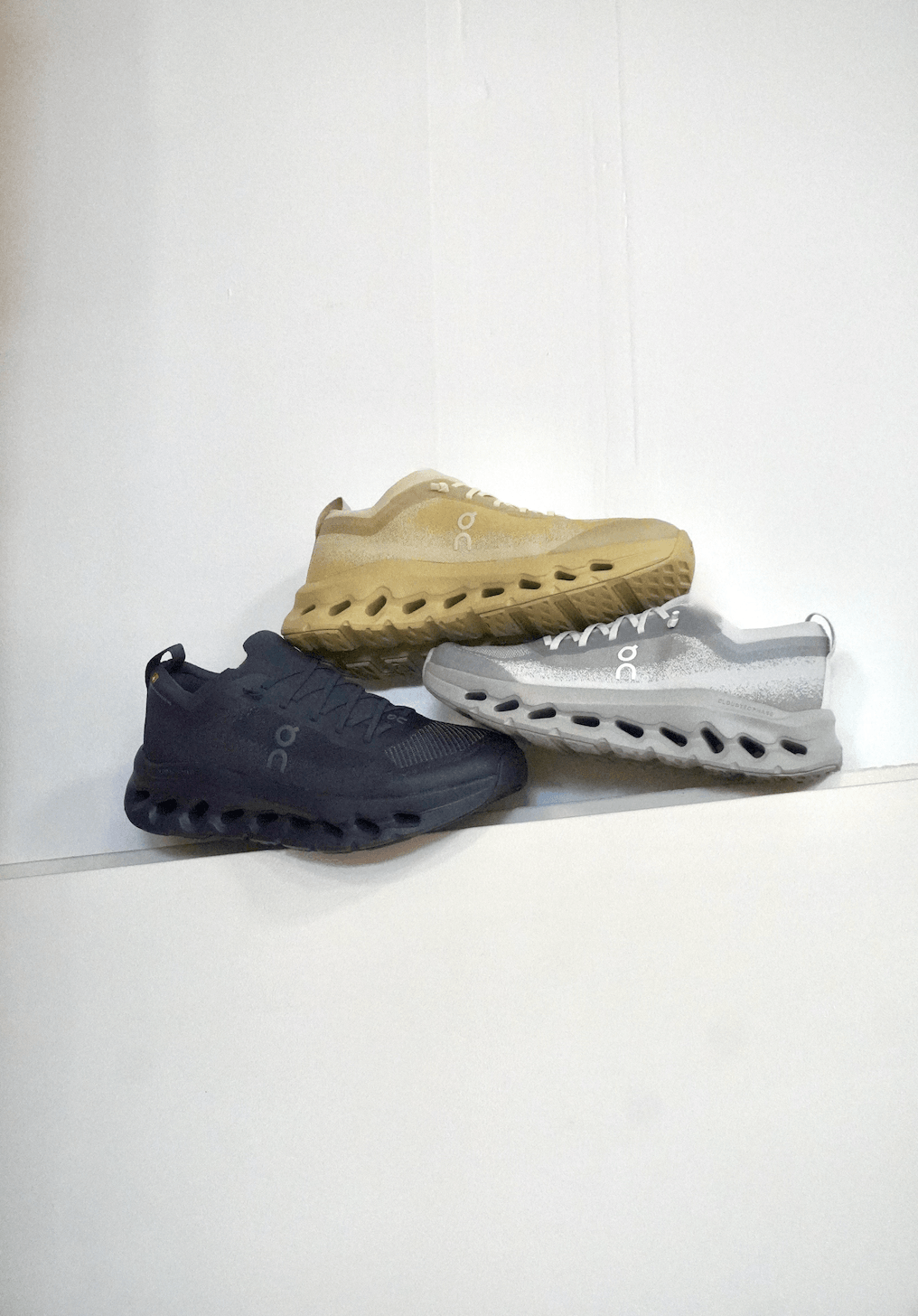 On Cloudtilt Moon Noirfonce