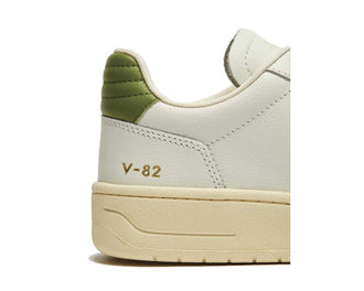 Veja V-82 II Grained Leather White vue latérale — cuir grainé blanc premium