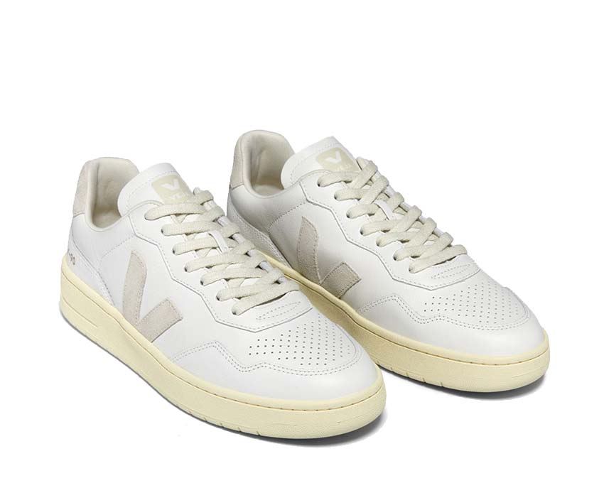 Veja V-90 OT Leather Extra White / Natural VD2003655B