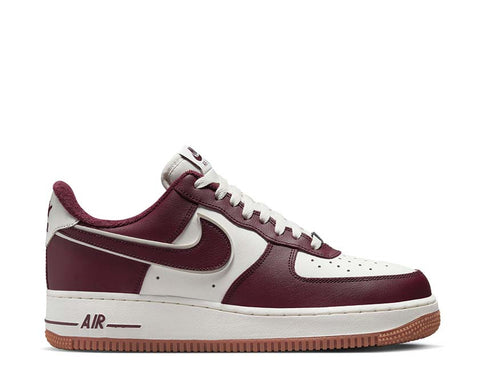 Nike Air Force 1 '07 LV8 Sail / Night Maroon - Gum Med Brown DQ7659-102