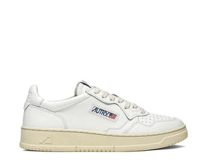 Autry Medalist Low Leat White — zapatilla hombre todo blanco cuero liso