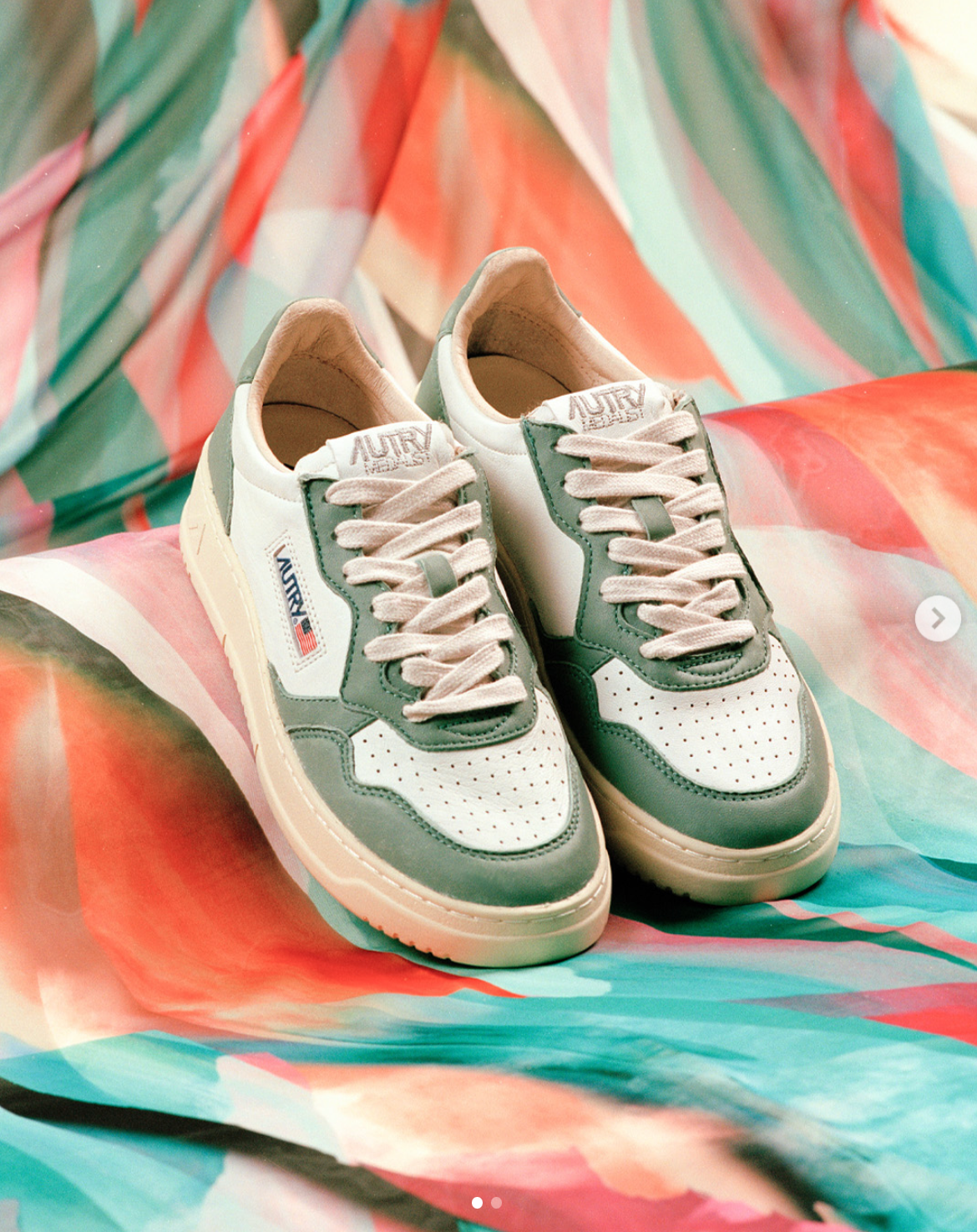 Low price top sneakers online