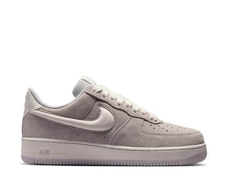 Nike Air Force 1 '07 LV8 Vast Grey — sneaker pelle lifestyle grigio chiaro uomo | noirfonce.eu